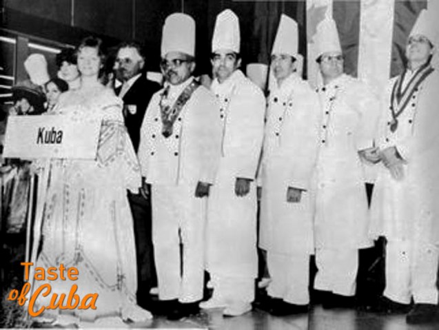 Grupo de chef cubanos que participó en las Olimpiadas Culinarias de 1984. Al frente el chef Gilberto Smith